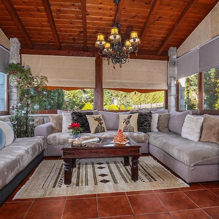 Livadi Cozy Villa Арахова Екстериор снимка